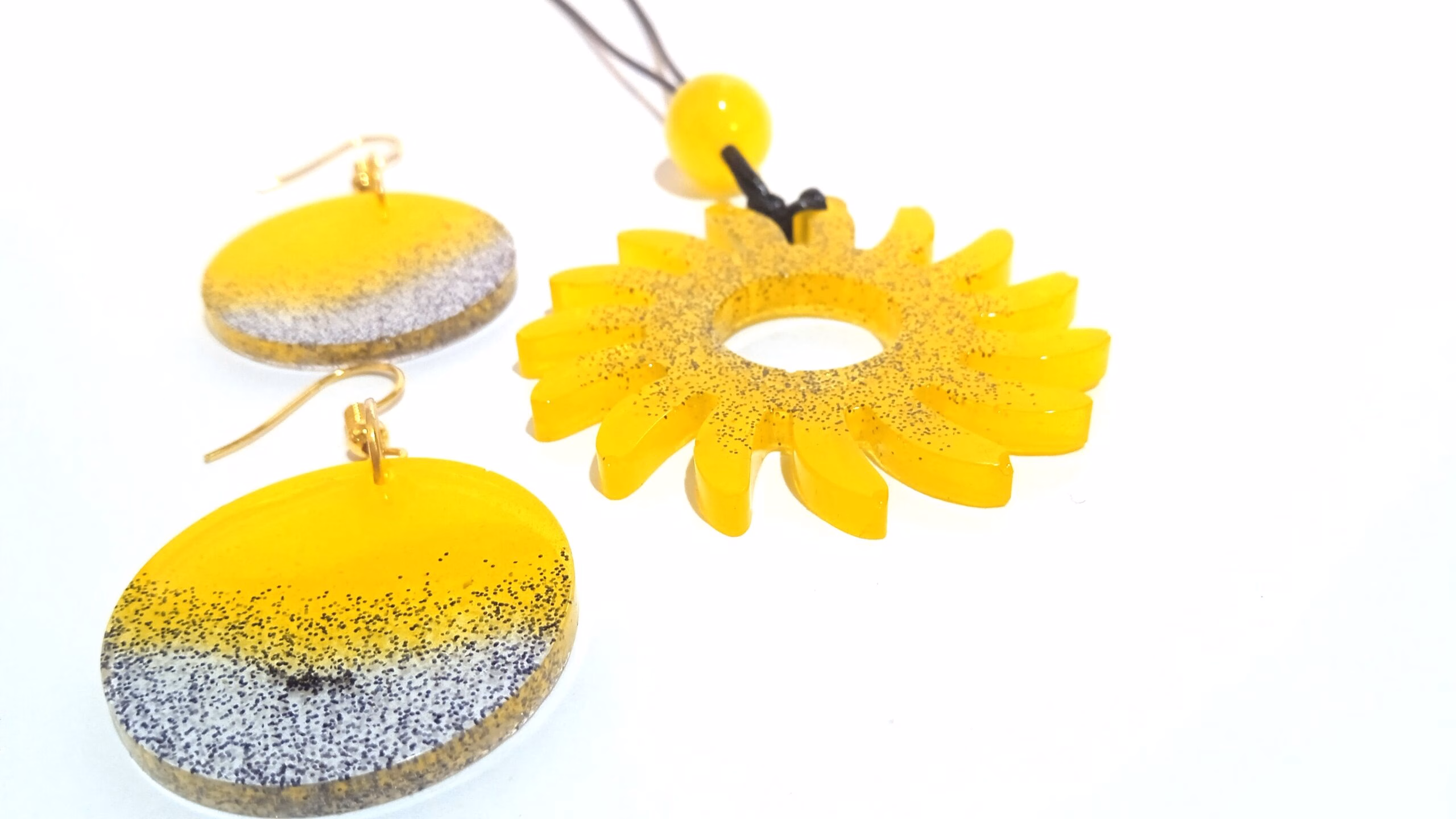 Conjunto Amarillo Flor - Imagen 2