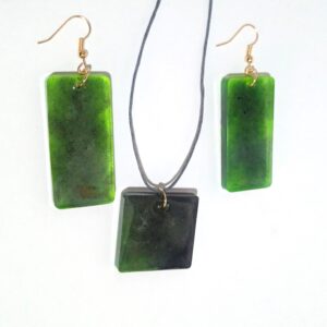 conjunto verde esmeralda